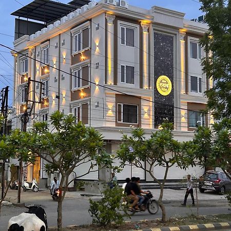 Hotel Rudhav Palace Ujaim Exterior foto