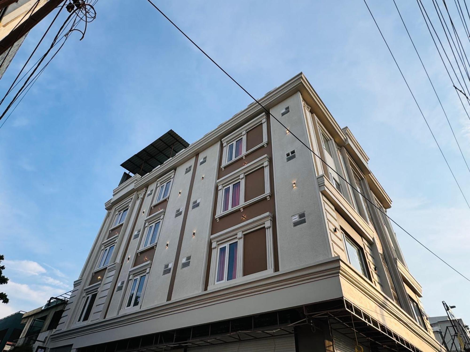 Hotel Rudhav Palace Ujaim Exterior foto